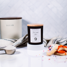 Load image into Gallery viewer, Iced Sugar Cookies Candle